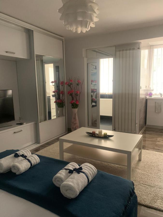 Marisole Apartment Constanta Ngoại thất bức ảnh