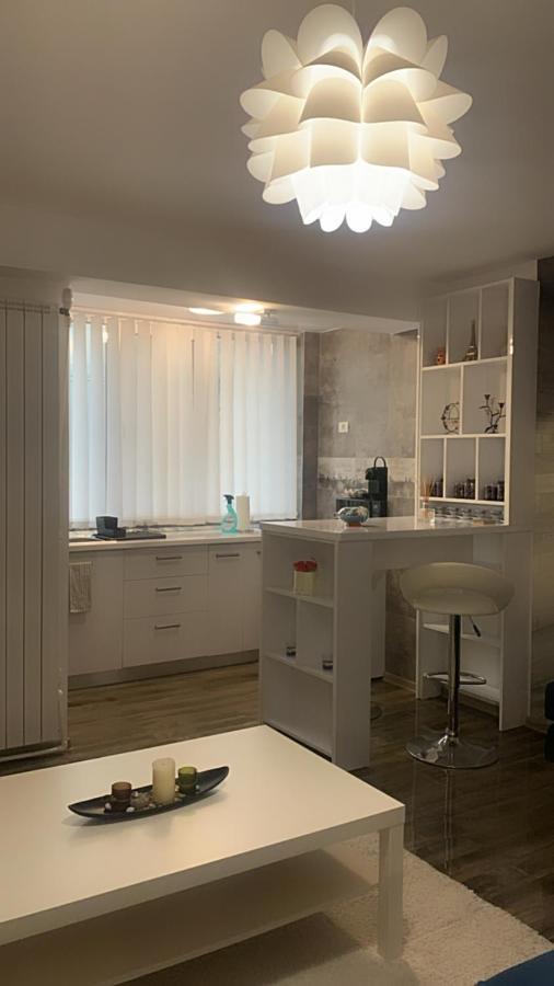 Marisole Apartment Constanta Ngoại thất bức ảnh