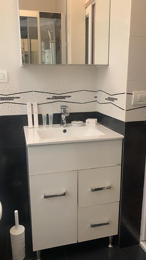 Marisole Apartment Constanta Ngoại thất bức ảnh