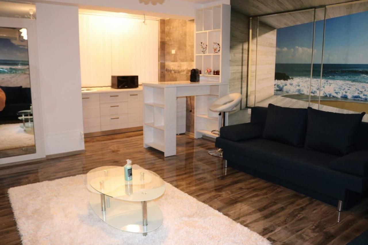 Marisole Apartment Constanta Ngoại thất bức ảnh